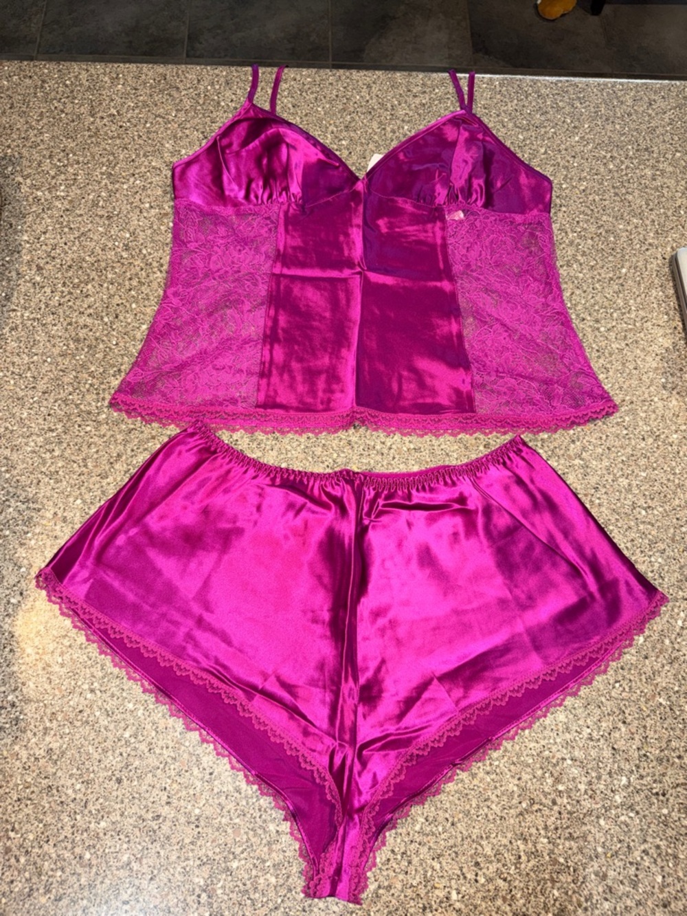 Y2k 2001 New old stock Victoria's Secret Silk & Lace Pajama Cami Set